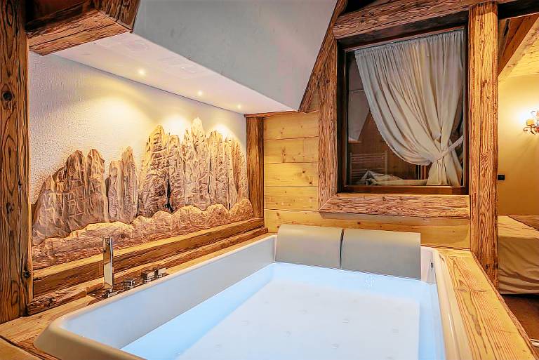 Fully equipped nice holiday apartment with hot tub, patio & sauna | Mountain view | Pet-friendly — photo 2