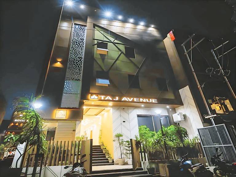 TAJ AVENUE