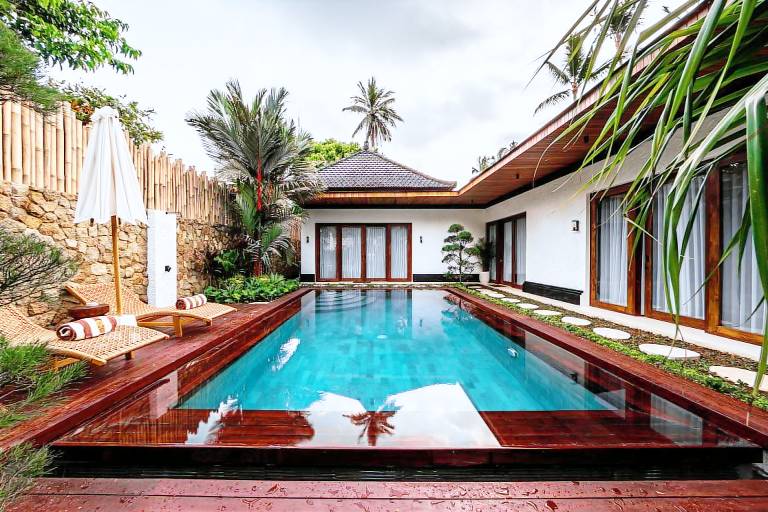 Villa with jacuzzi, yard & pool | Suitable for remote work | Pets allowed in Tegallalang