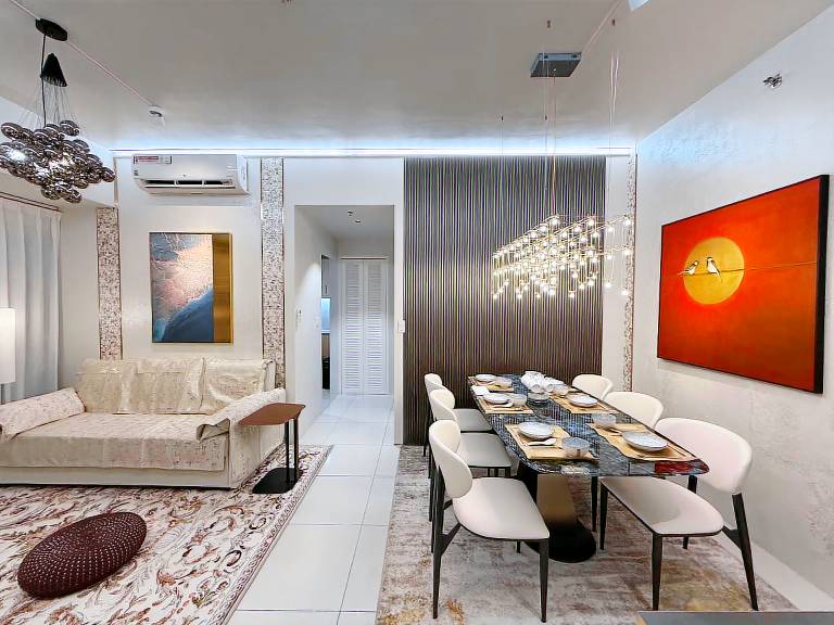 Luxury 2BR Condo Retreat Near Airsports MOA Okada in Makati