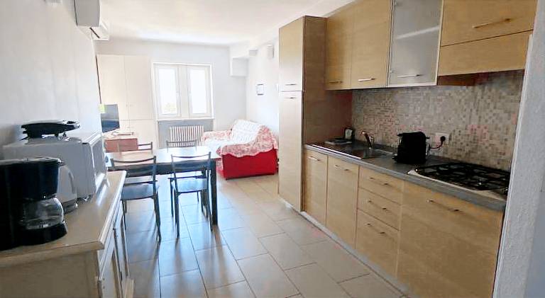 Pleasant apartment with patio, private pool & barbecue | Dogs allowed — photo 3