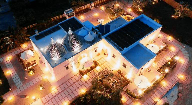 Beautiful vacation home with patio & garden | Pets are welcome in Martina Franca