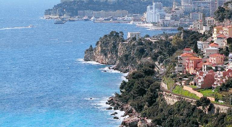 Top Location- Panoramic Villa with Montecarlo Views and Pool in Menton