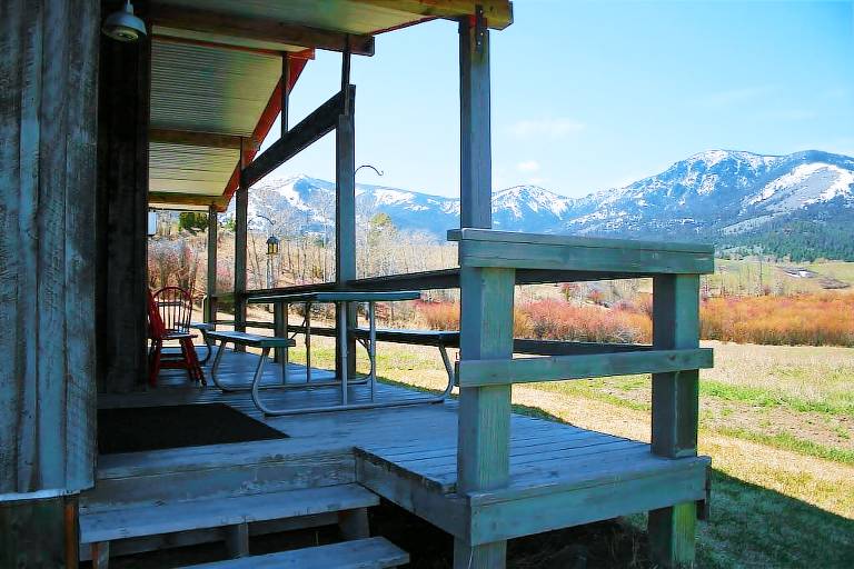 Cabin Gardiner