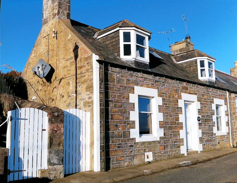 Cottage Sandend