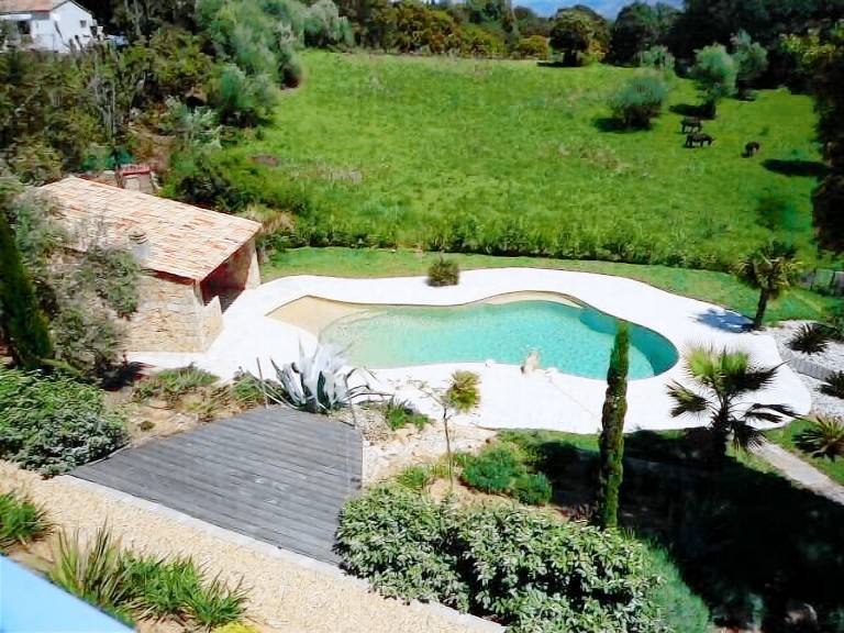 Villa  Alata