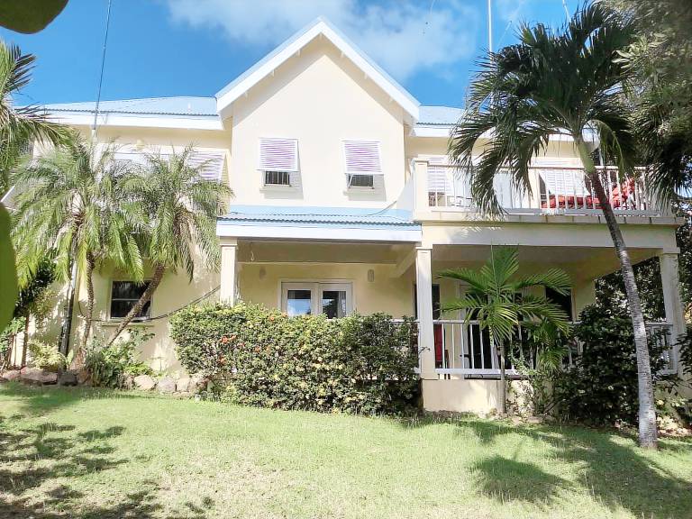 Villa  Basseterre