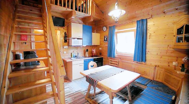 Chalet with 2 rooms for 6 persons — photo 3