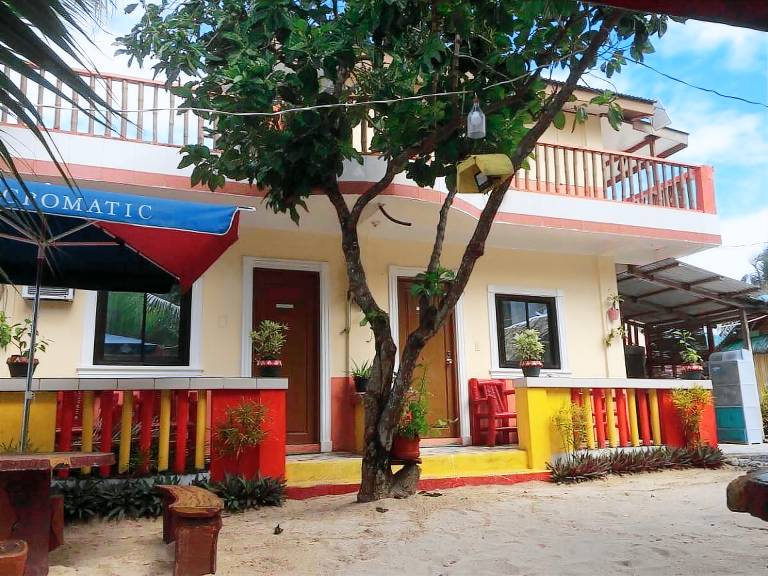 Beautiful house | Beach nearby | Dogs allowed in Bolinao