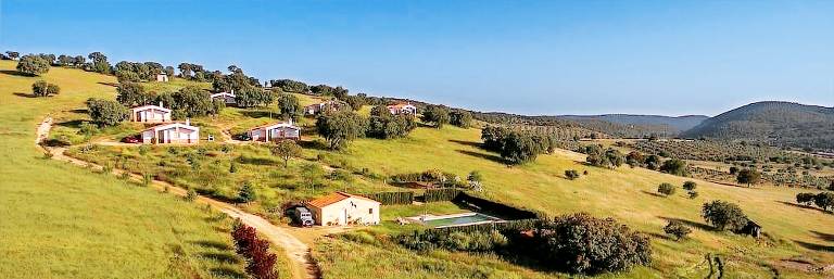 Casa Aldeaquemada