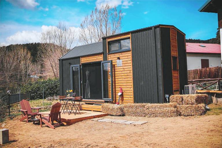 Cabin Lorica