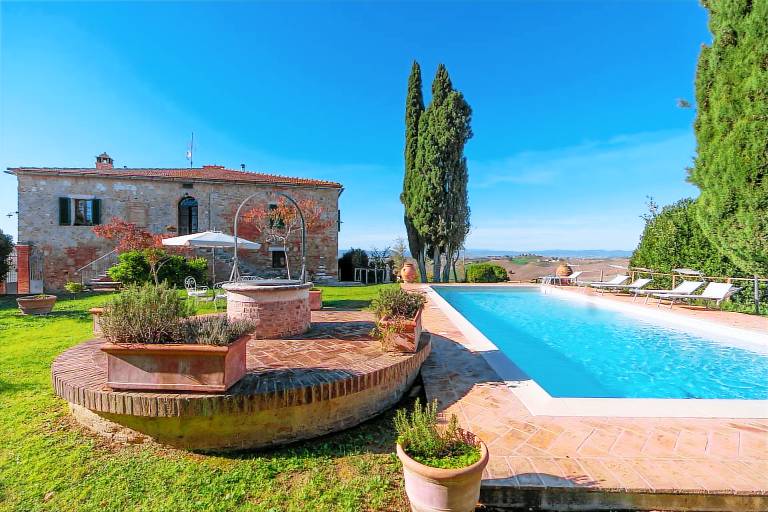 Bauernhof mit Hund inPalazzina, Asciano Toskana f&uuml;r max. 12 Personen