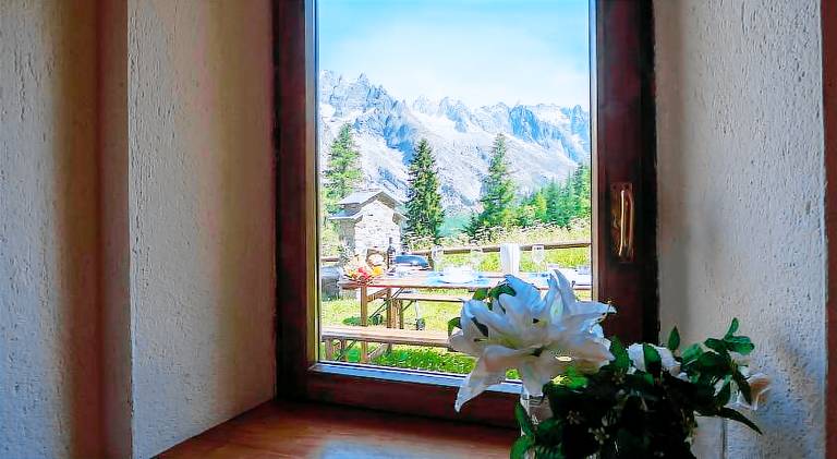 Chalet with 2 rooms for 5 persons — photo 4