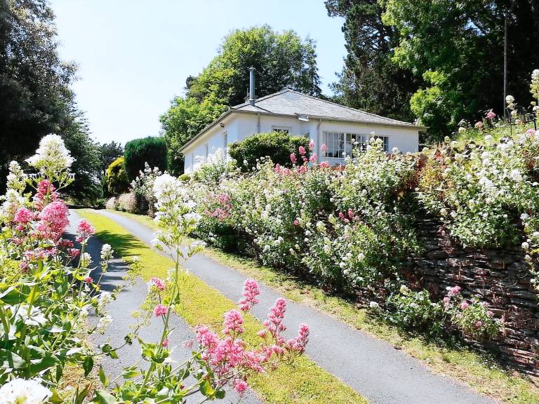 Cottage Strete
