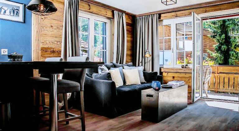 Rental apartment with yard & terrace | Next to the ski | Pet-friendly — photo 2