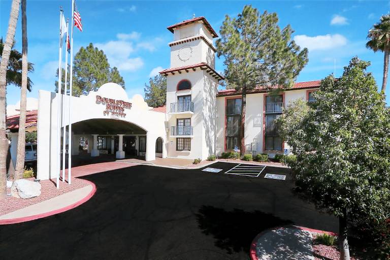 DoubleTree Suites by Hilton Tucson Airport in Tucson, AZ