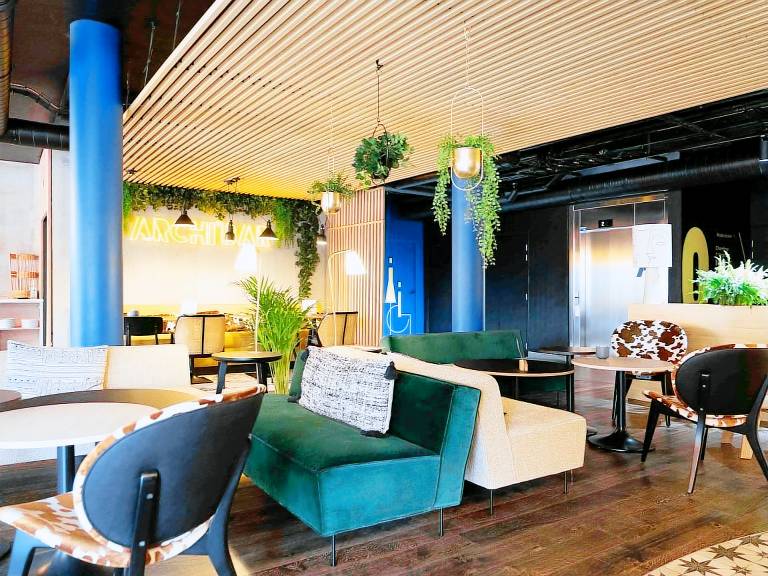 Ibis Styles Dreux Centre Gare — photo 2