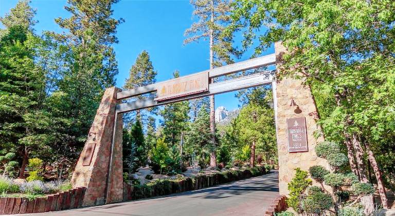 Tahquitz Pines Retreat in Idyllwild, CA