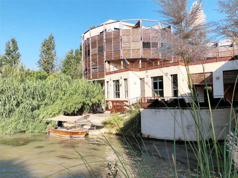 Ile du Gua Suites in Narbonne
