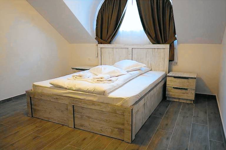 Accommodation Câmpulung Moldovenesc