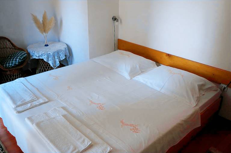 Two bedroom apartment with terrace Jagodna, Hvar (A-24399-a) — photo 4