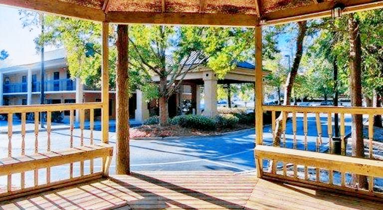 Clarion Inn & Suites Aiken South — photo 5