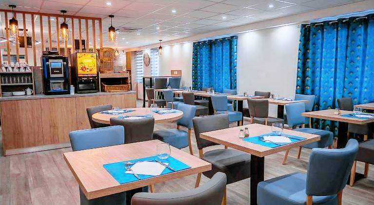 Contact Hotel Restaurant Bleu France Eragny Cergy — photo 2