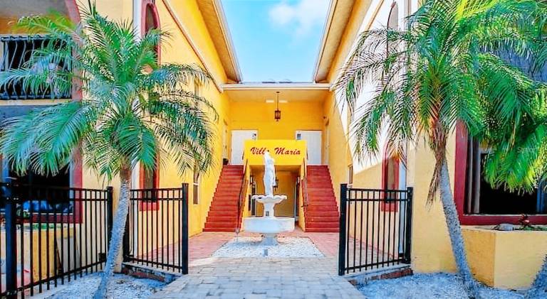 Lovely vacation home with pool | Pet-friendly — photo 4