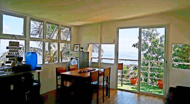 Beautiful villa | Dogs allowed in Tagaytay