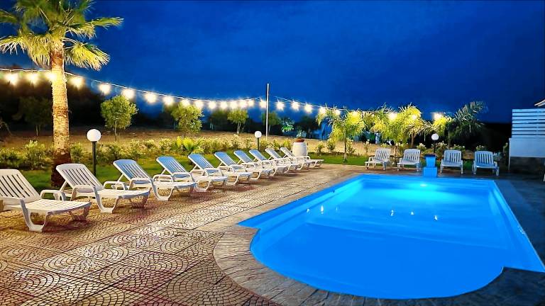 Villa "Casa Vacanza Errante" with Sea View, Pool & Wi-Fi in Menfi