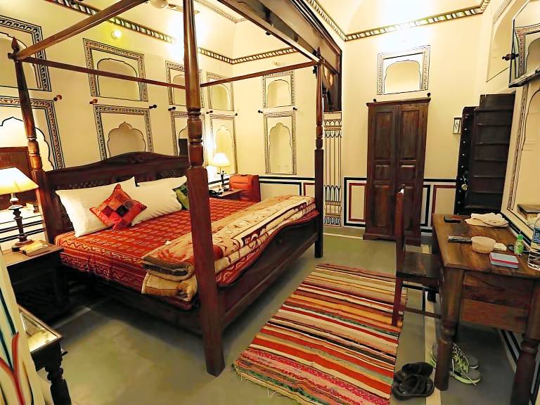 Radhika Haveli Hotel