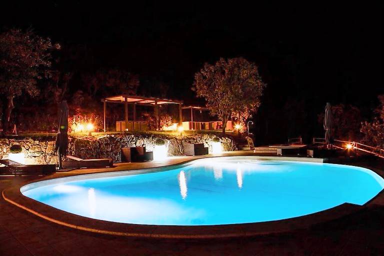 Children-friendly lovely villa with patio, yard & barbecue | Panoramic view | Pets allowed — photo 4