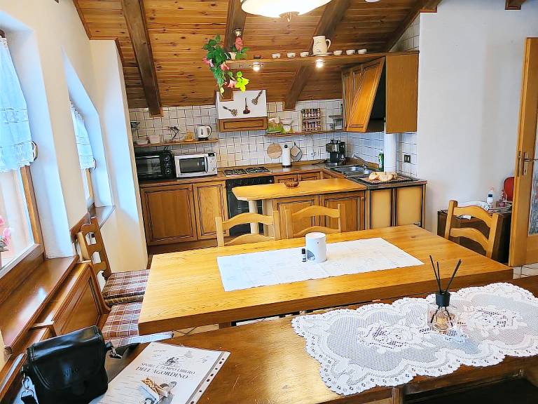 Apartment 'Pozzobon' with Mountain View, Shared Garden and Wi-Fi — photo 5