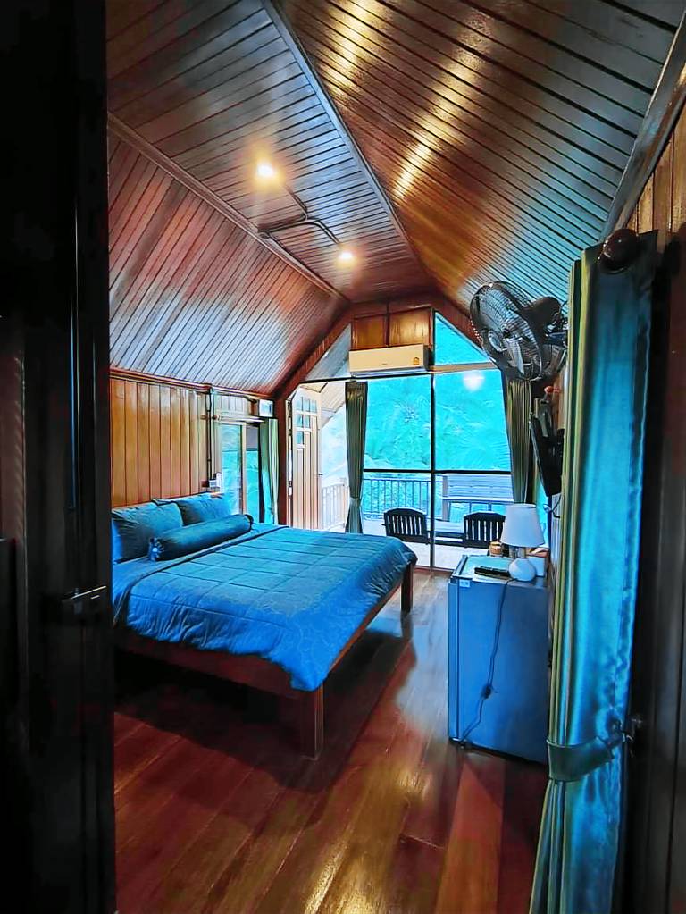 Vacation home with garden — photo 3