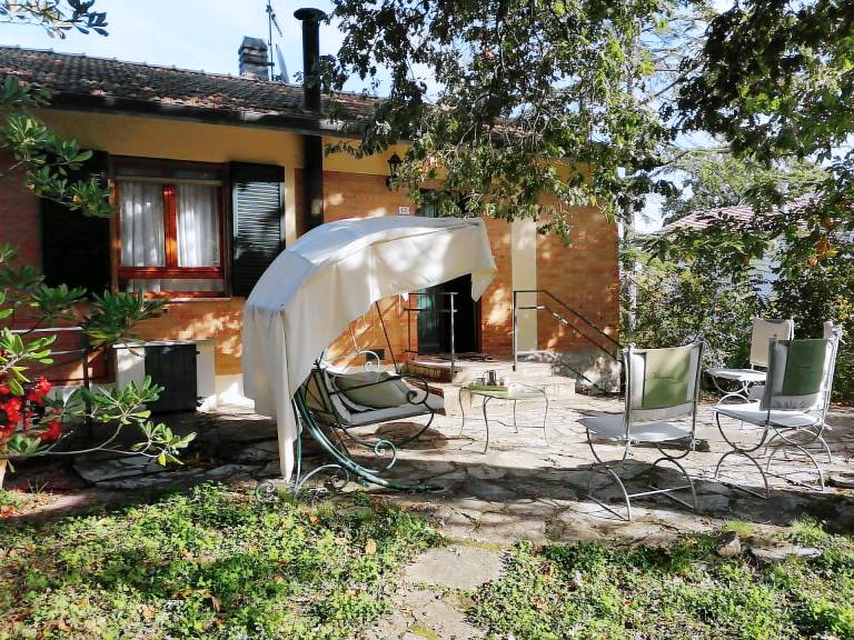 Rental apartment with grill, pool & patio — photo 3