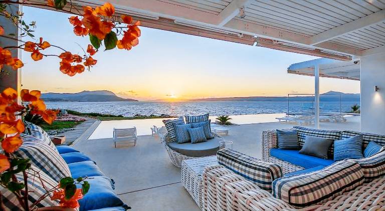 Villa with pool | Perfect for remote work | Pets are welcome — photo 3