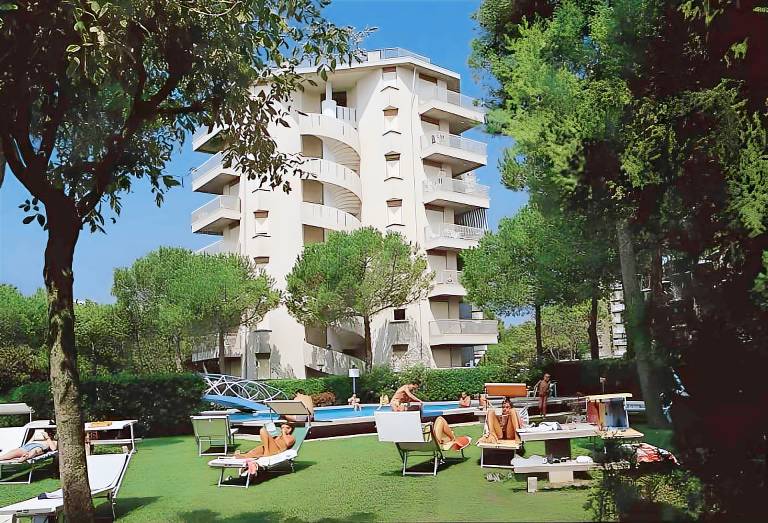 Nice apartment with garden & pool | Next to the beach | Pets are welcome — photo 3