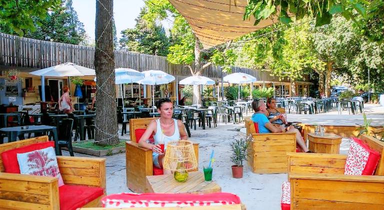 Camping du Pont d'Avignon — photo 4