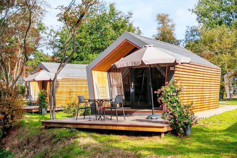 Chalet with 1 bedroom and terrace
