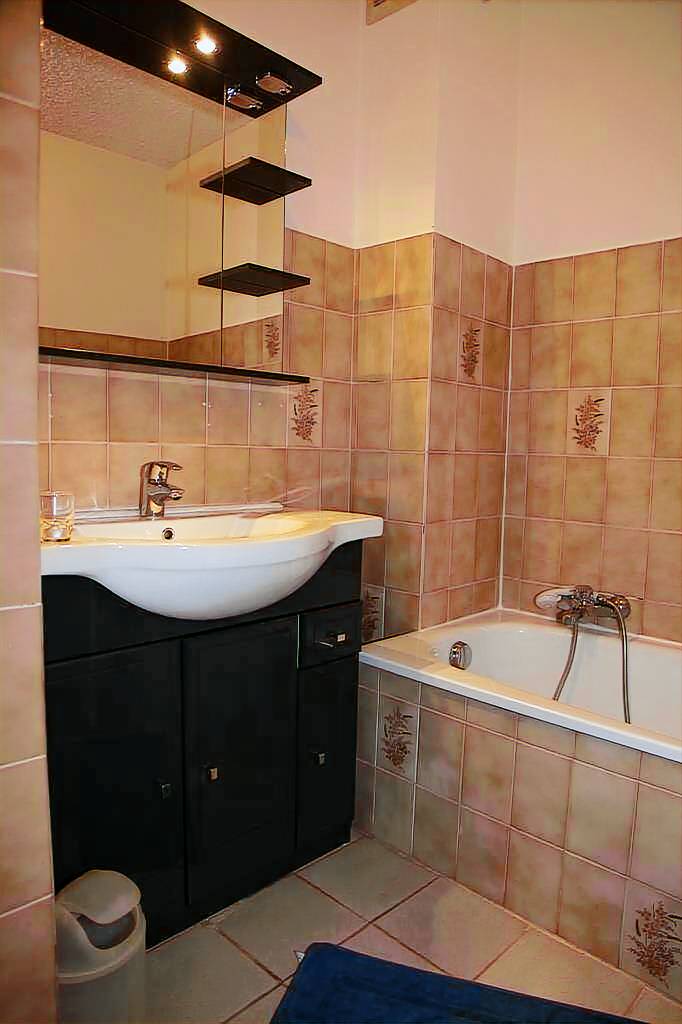 Rental apartment with garden | City view — photo 5