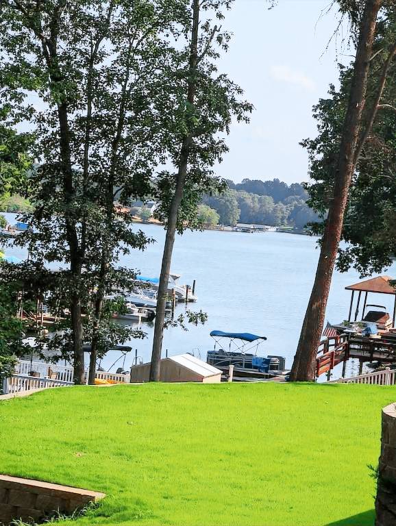 House Lake Norman of Catawba