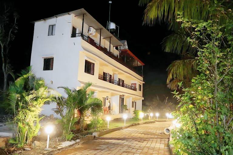 Resort Bhandardara