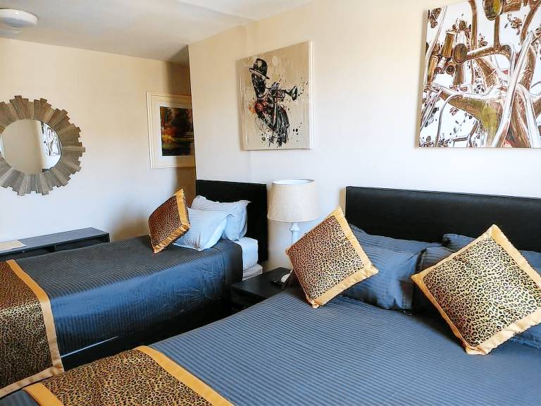 Accommodation North City