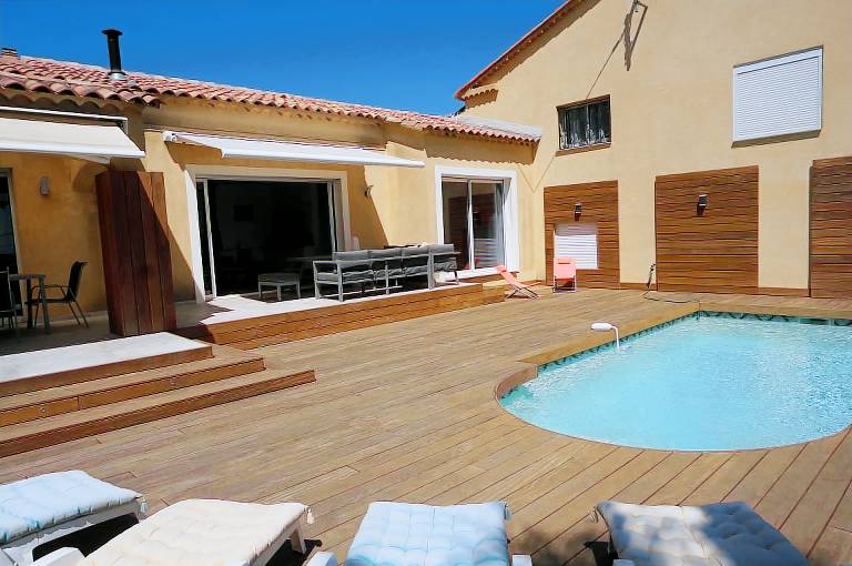 Children-friendly beautiful villa with BBQ, yard & private pool | Panoramic view | Dogs allowed — photo 4