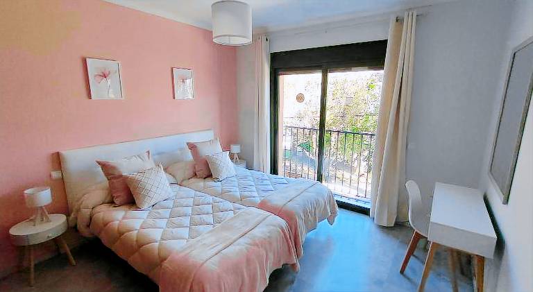 Serviced apartment with terrace | Good for workation | Pets are welcome — photo 2
