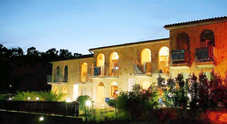 Wonderful holiday apartment with barbeque, pool & terrace | Pet-friendly — photo 4