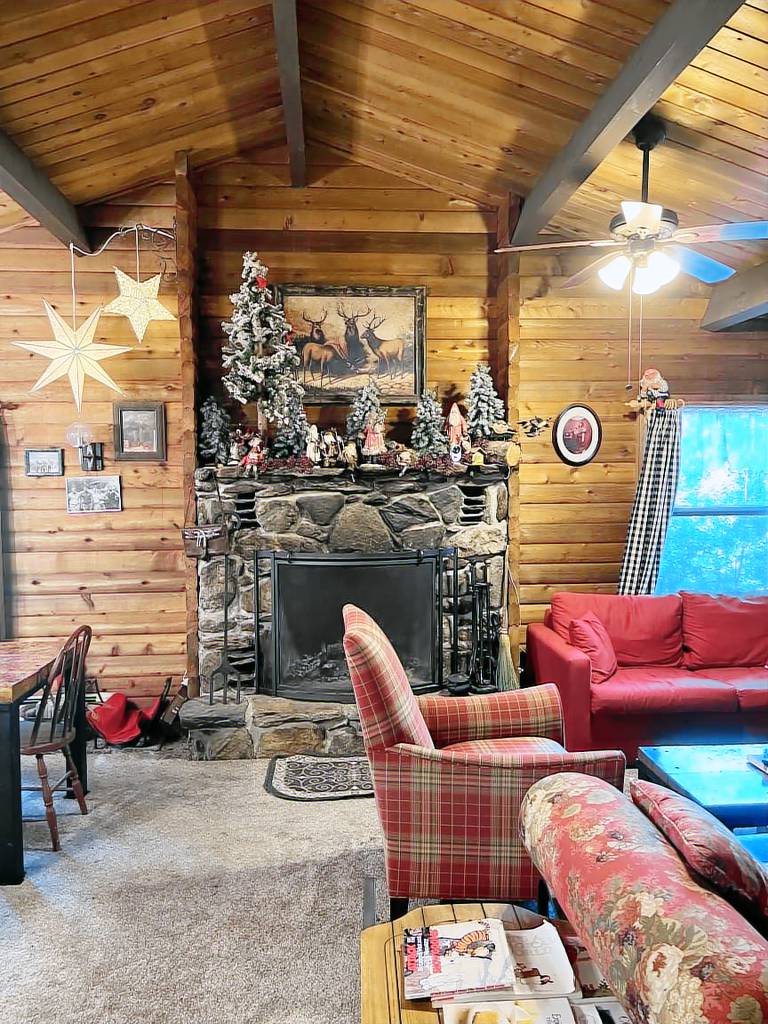 Lodge  West Dover