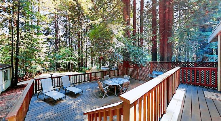 Vacation home with hot tub in Sonoma, CA