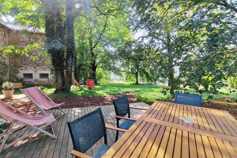 Family-oriented vacation home with terrace, barbeque & yard | Pets are welcome — photo 2