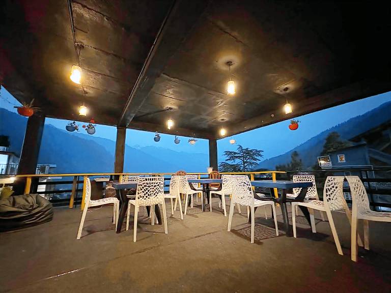 Suraj Retreat Inn — photo 4